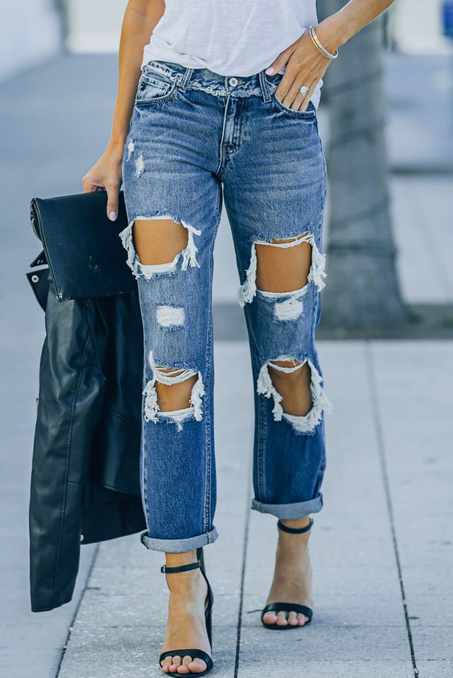 Distressed Jeans mit geradem Bein und Fransenbesatz