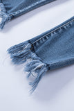 Jeans corti con orlo sfilacciato effetto invecchiato