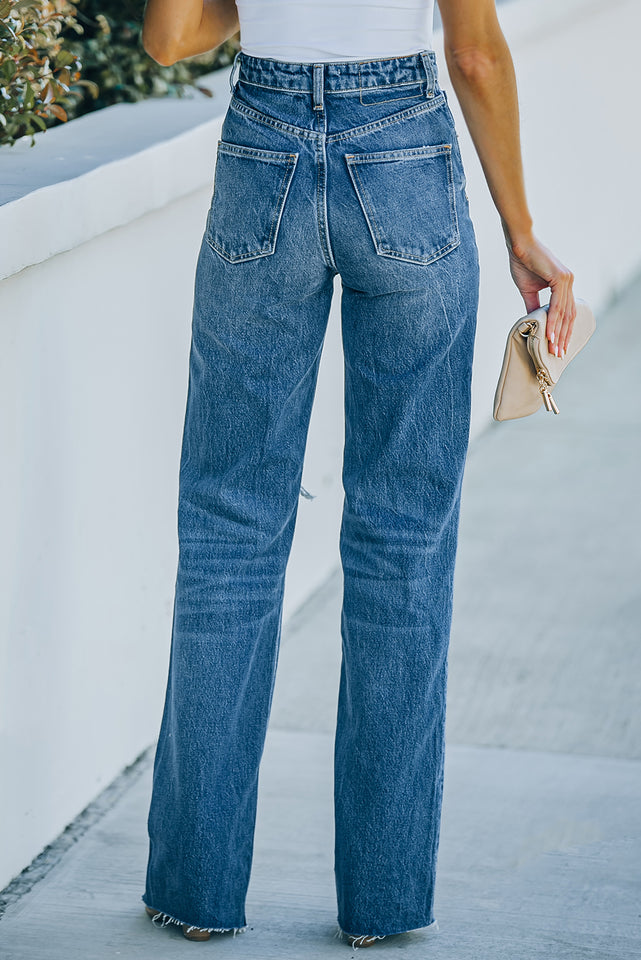 Hoch sitzende Distressed-Jeans mit ungesäumtem Saum