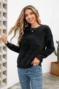 Fuzzy-Pullover mit fallender Schulter und Rundhalsausschnitt