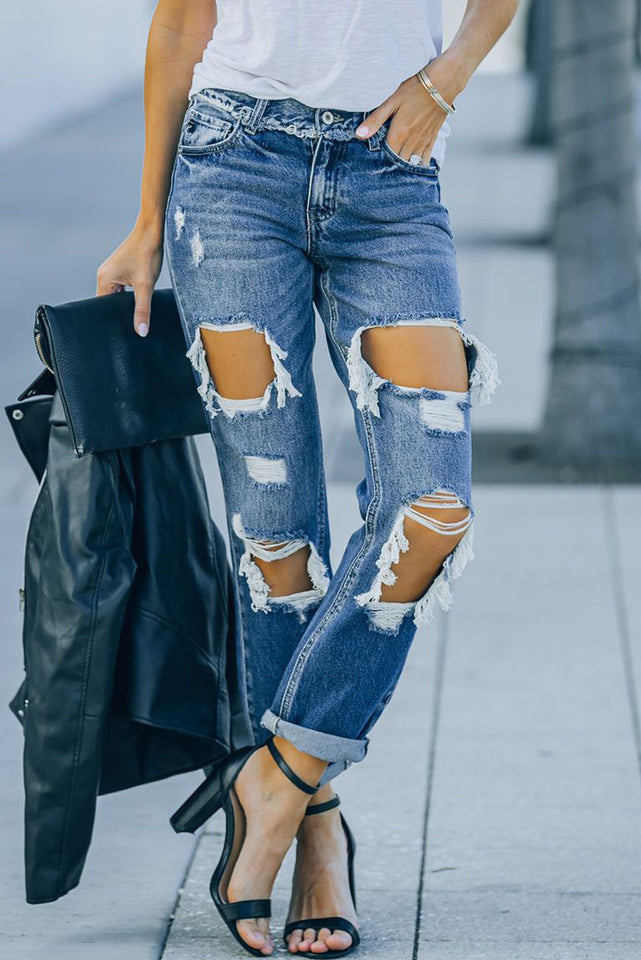 Distressed Jeans mit geradem Bein und Fransenbesatz